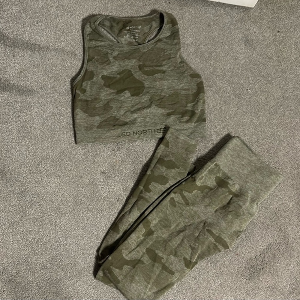 jed north set